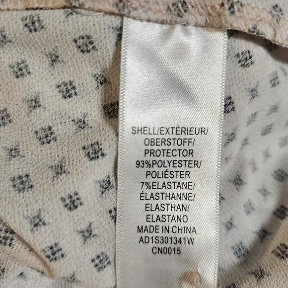 Adrianna Papell Geometric Print Split Neck‎ Flutter Sleeve Top Plus Size 2X - Picture 11 of 11